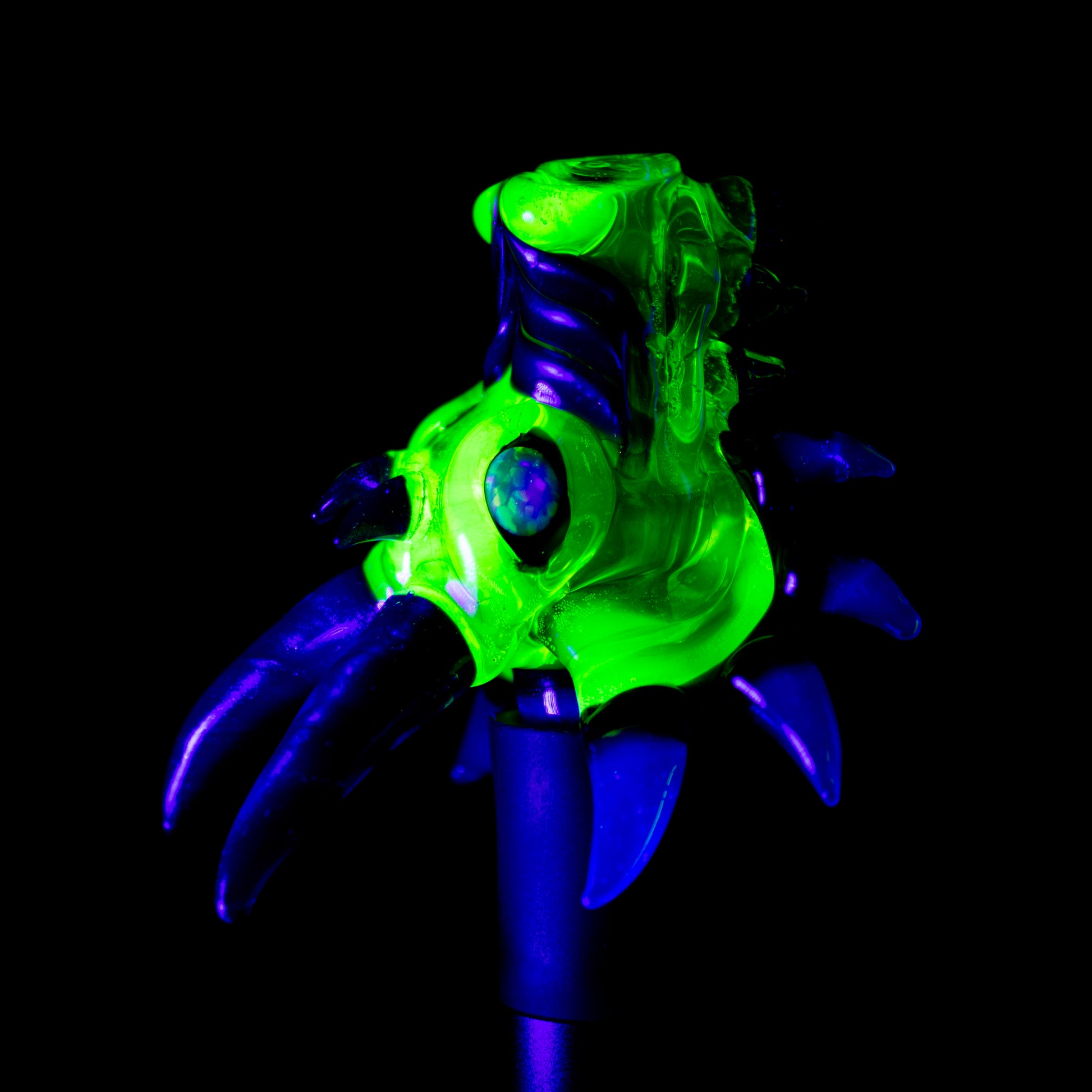 Mako Glass Ion Dragon Head Pivot Tip #MAK02 - Planet Caravan
