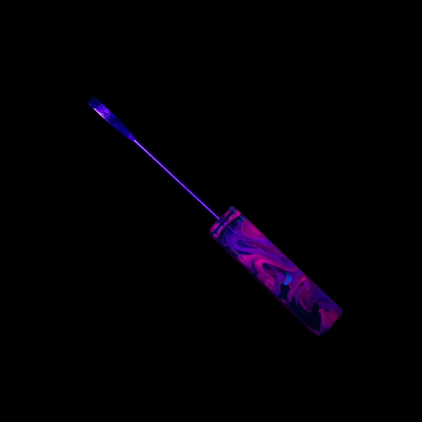 Dunkin Dabbers Pourcasso UV Reactive Mini Dabber #DUD55 - Planet Caravan